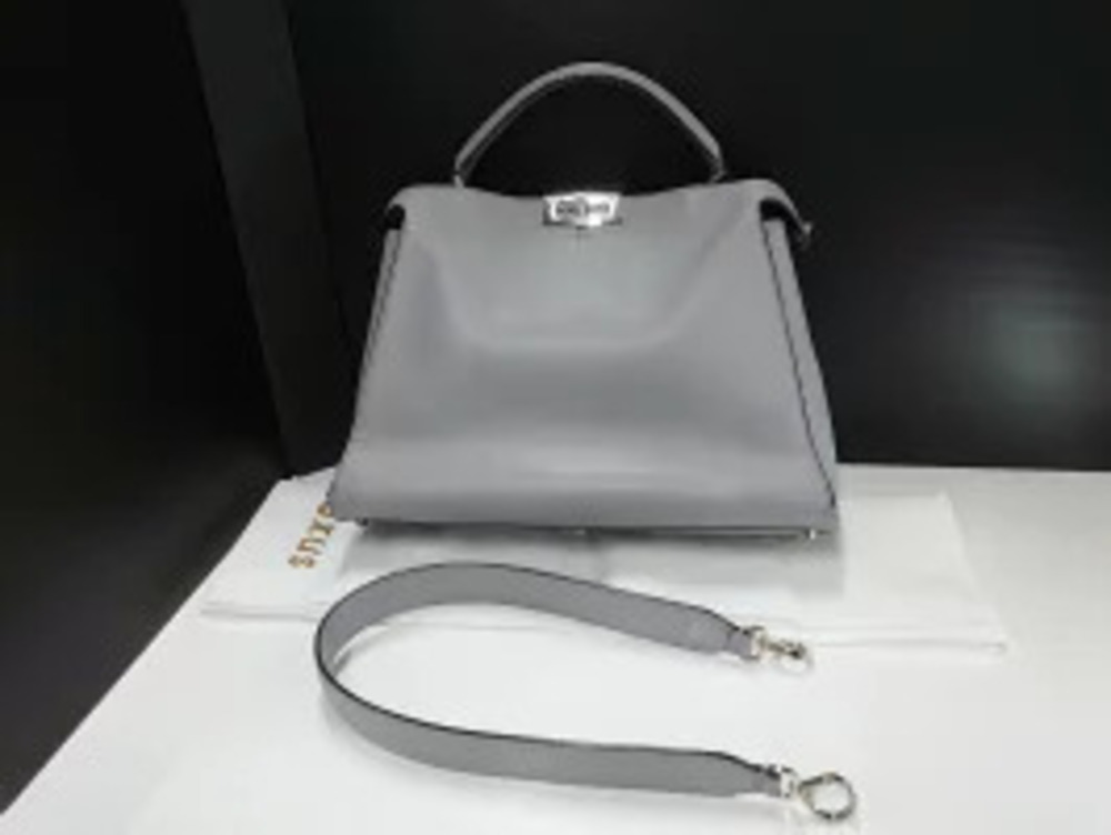Fendi Peekaboo Essential Bag Gray leather silvertone turnlock